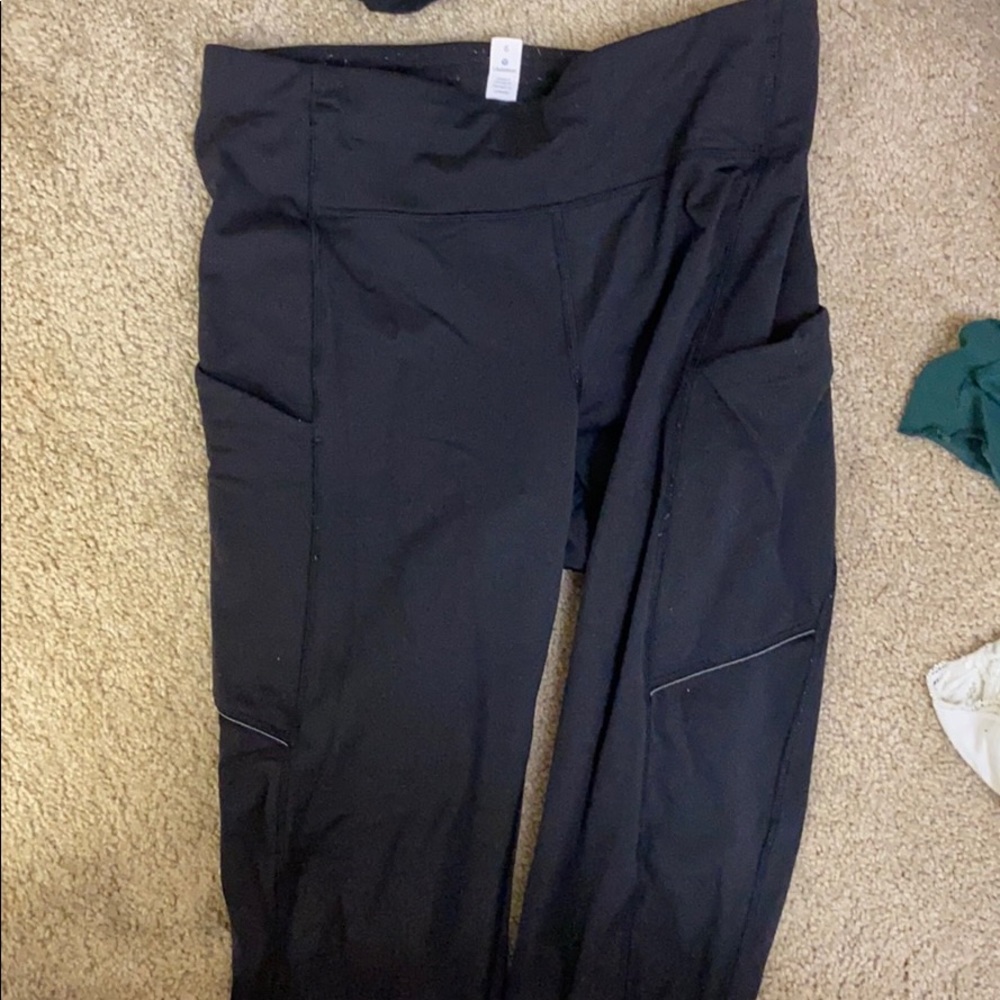 Black Lululemon align leggings